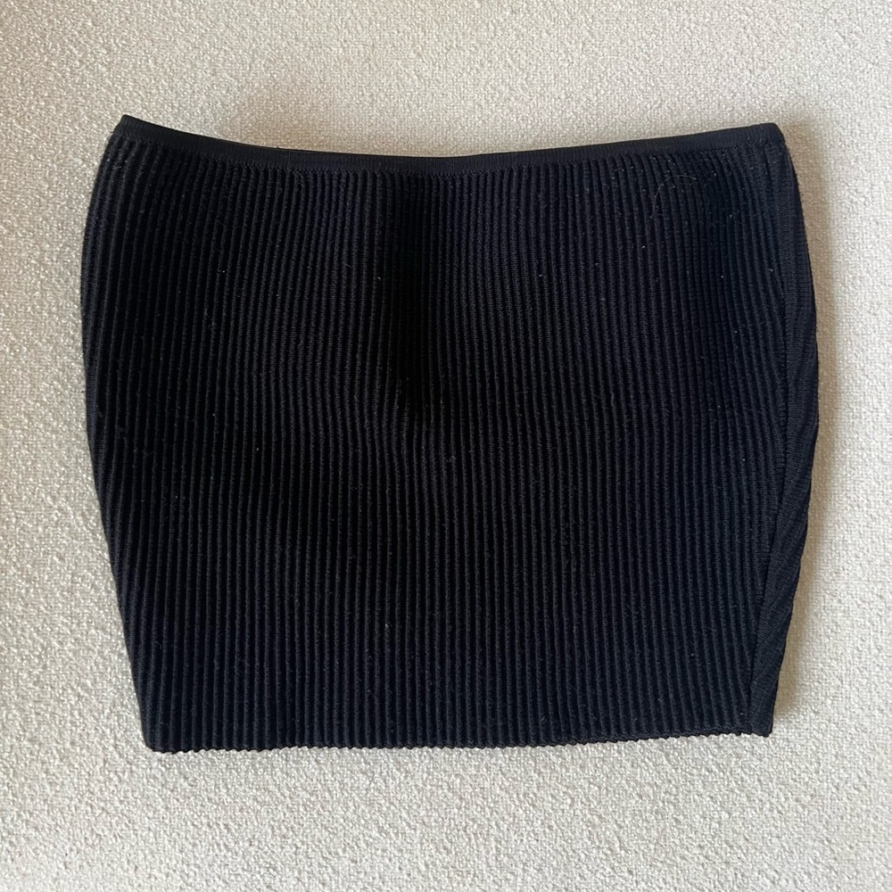 Aritzia Babaton Sculpt Knit Cropped Tube Top